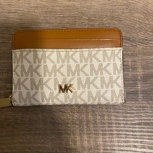 Michael Kors Small Zip Around Wallet